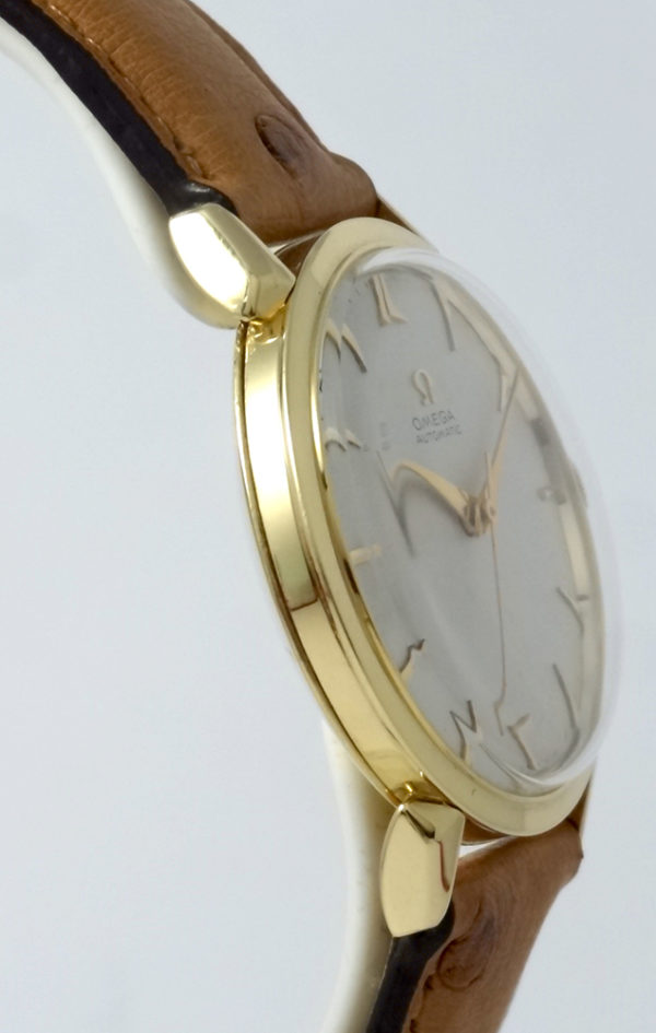 Omega Calatrava Automatic Ref 2710 Circa 1954