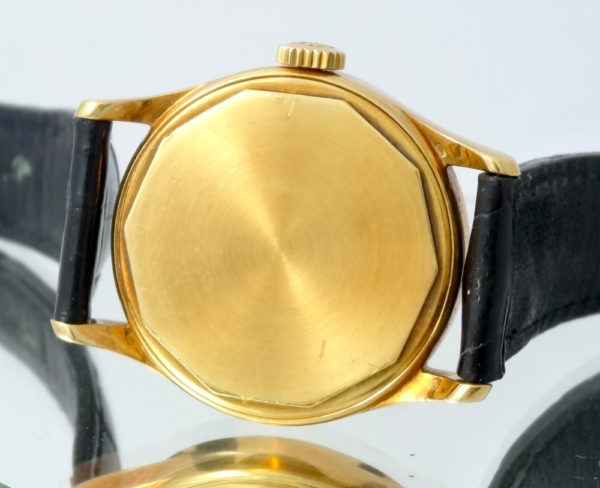 Patek Philippe Calatrava Réf 2545 full set Circa 1970 Waterproof case